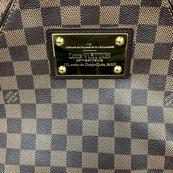 Authentic Louie Vuitton Thames GM Damier - Picture 2 of 16